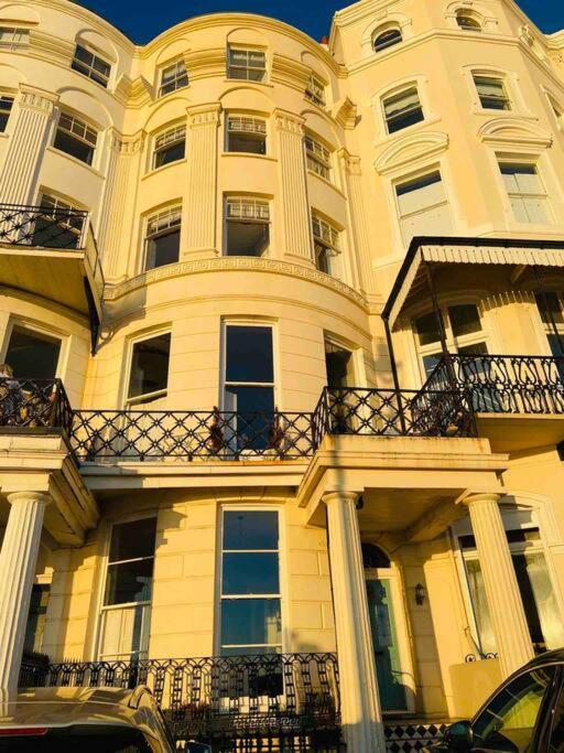 ברייטון Stunning Seafront Apartment מראה חיצוני תמונה